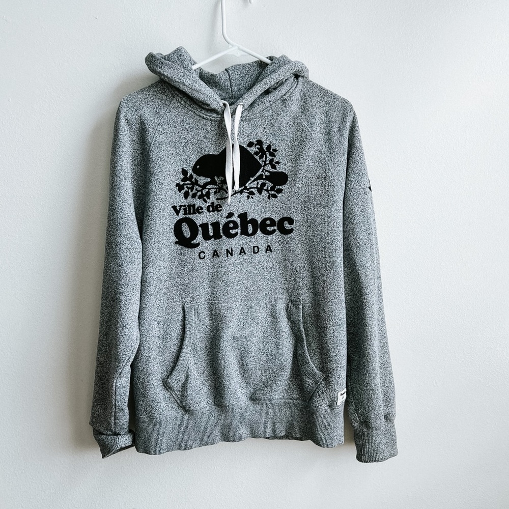 Roots Quebec sweatshirt with velvet design